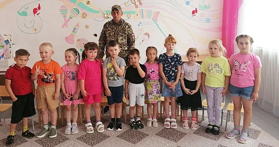 Сегодня, в День ветеранов боевых действий, в нашем детском саду прошла встреча, которая тронула кажд