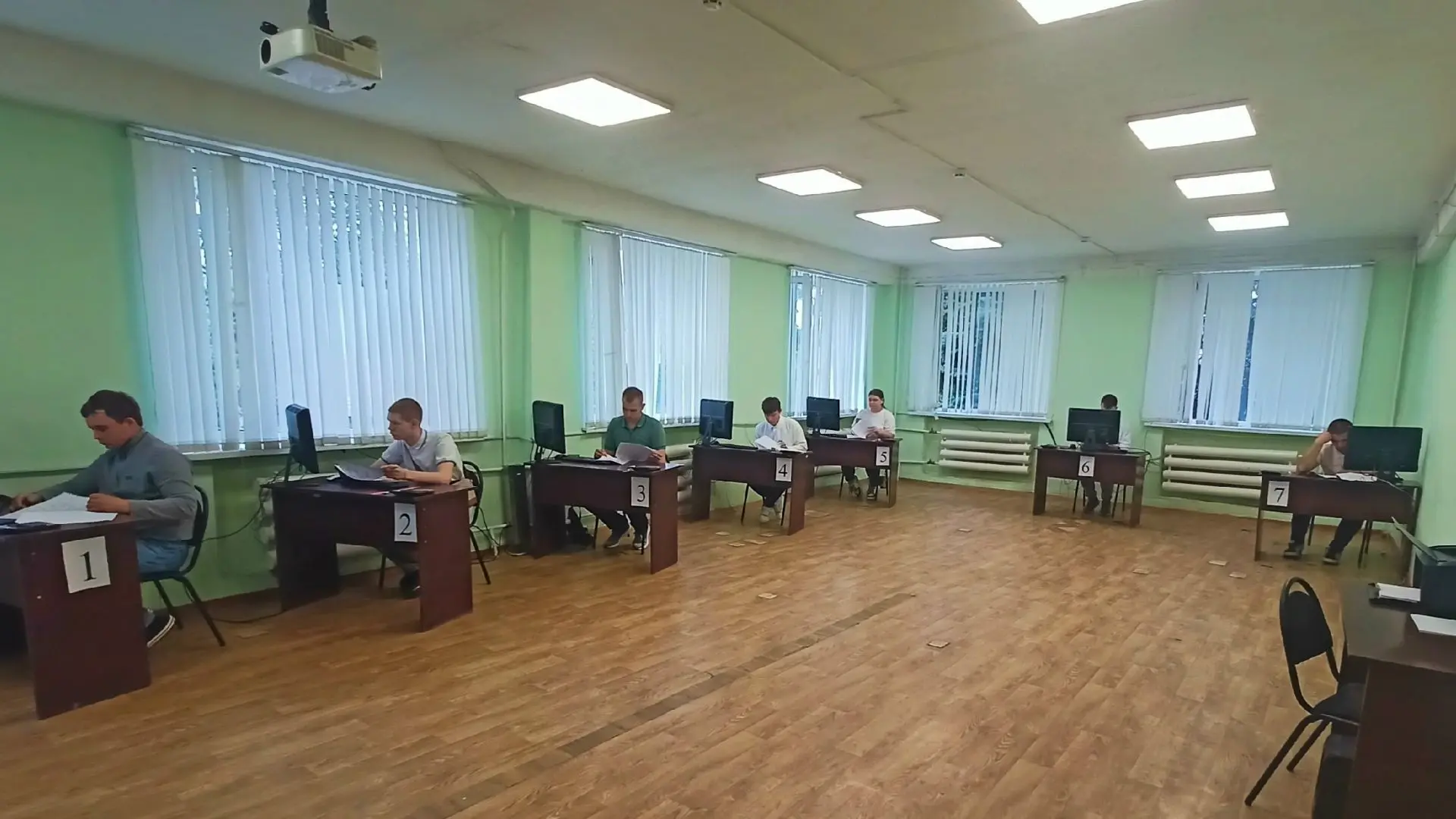 5 июня 2026 года выпускная группа СЗ 15 специальности 08.02.01 приступила к сдаче демон...