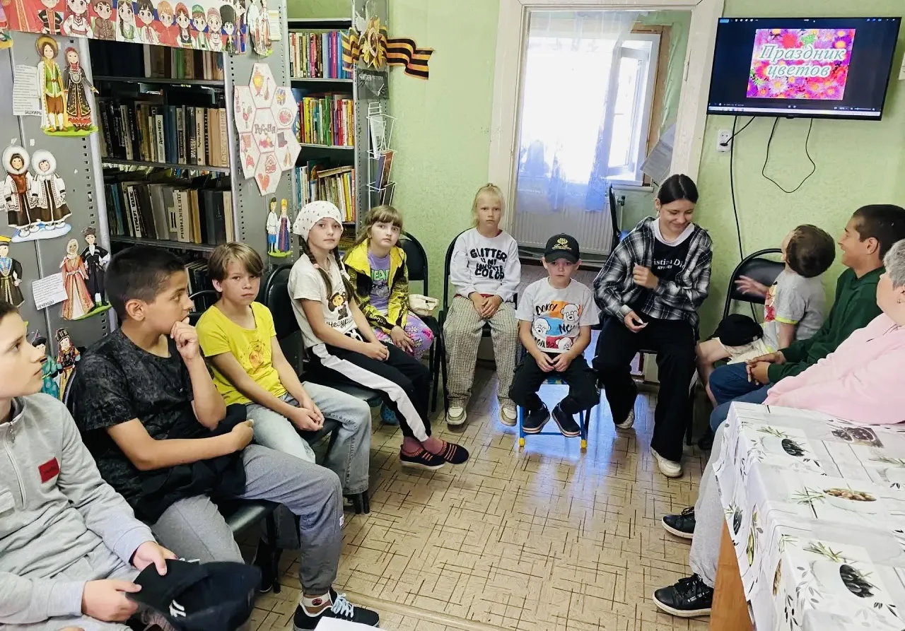 💐15.06.2026 года для 👫ребят нашего ☀️летнего лагеря 🤗 «Затейники» 📚Дубковская 🏡сельская библиот