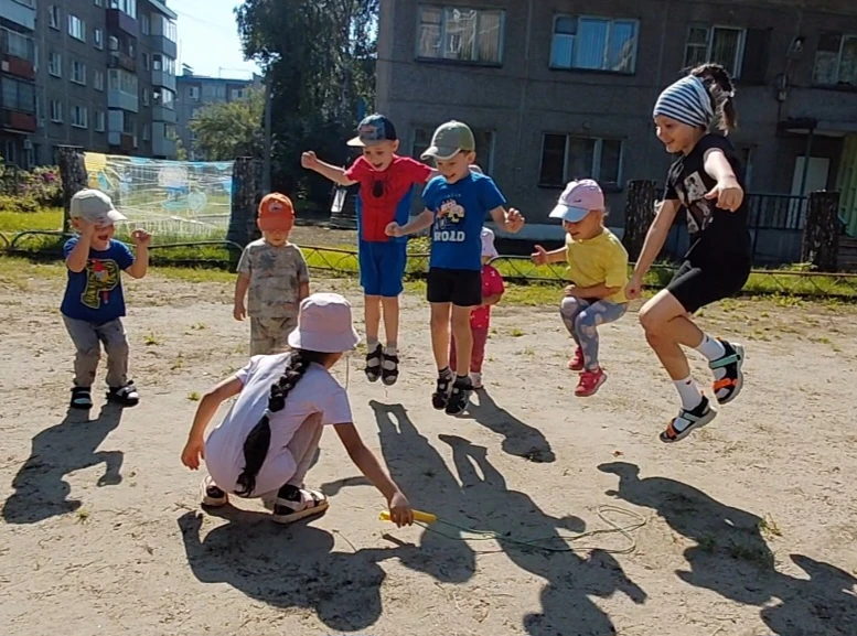 «На скакалке я скачу,