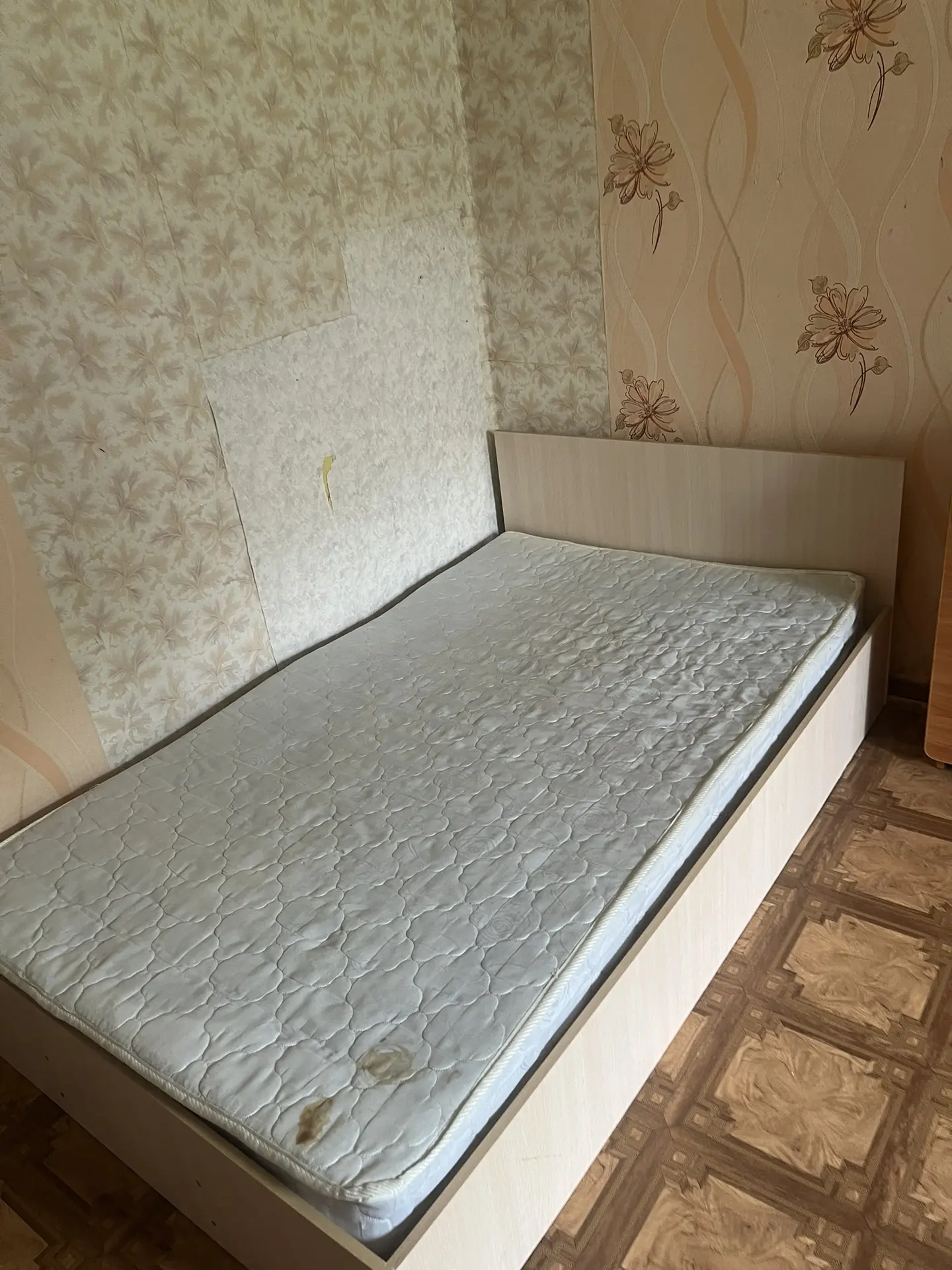 Кровать 1,5 самовывоз Челябинск 89823636200