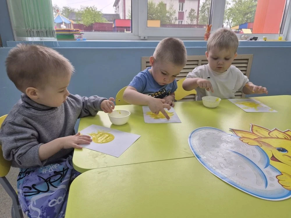 На улице💦 дождик, но в группе "Звёздочки" очень светло!