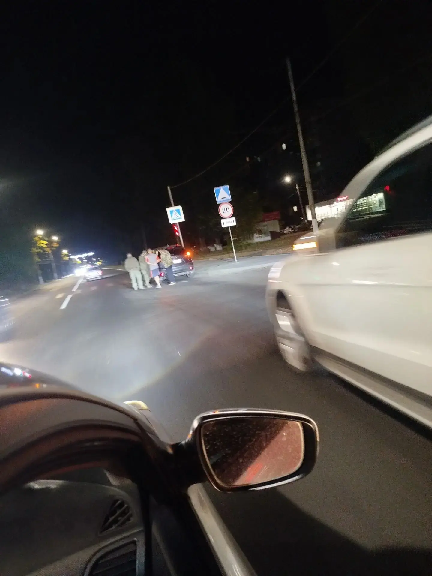 Перекрёсток на Лесной