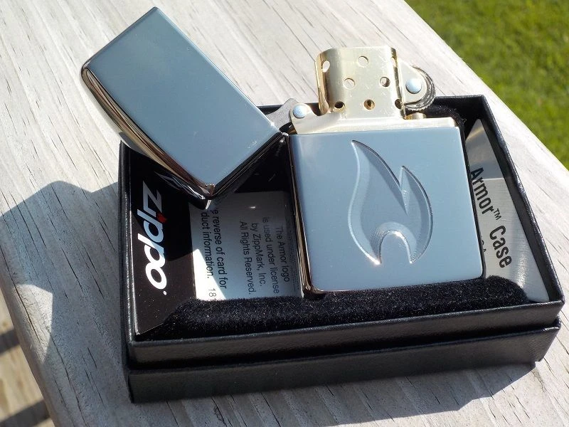 Zippo 29928 Zippo Flame, Armor Black Ice, 2019.