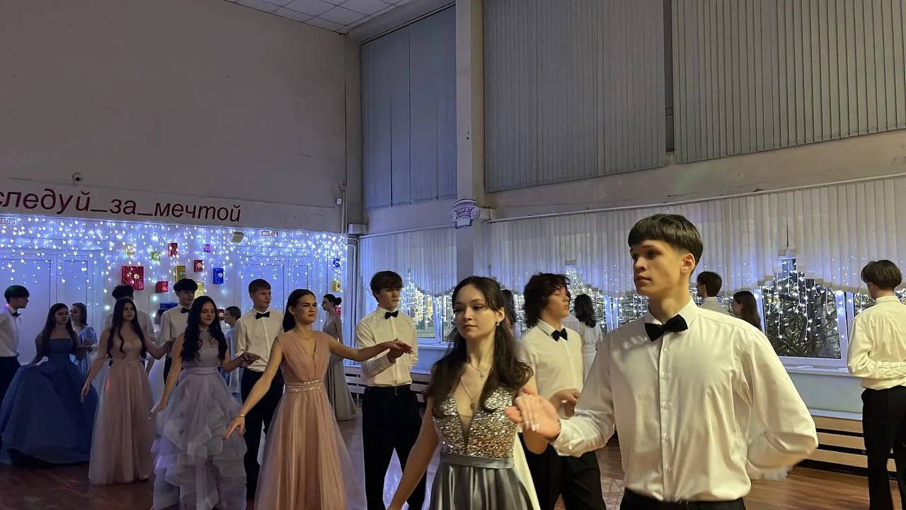 ✨🎭🩰БАЛ СТАРШЕКЛАССНИКОВ  Времена меняются, но неизменным остаётся отношение к прекрасному!   30 янва