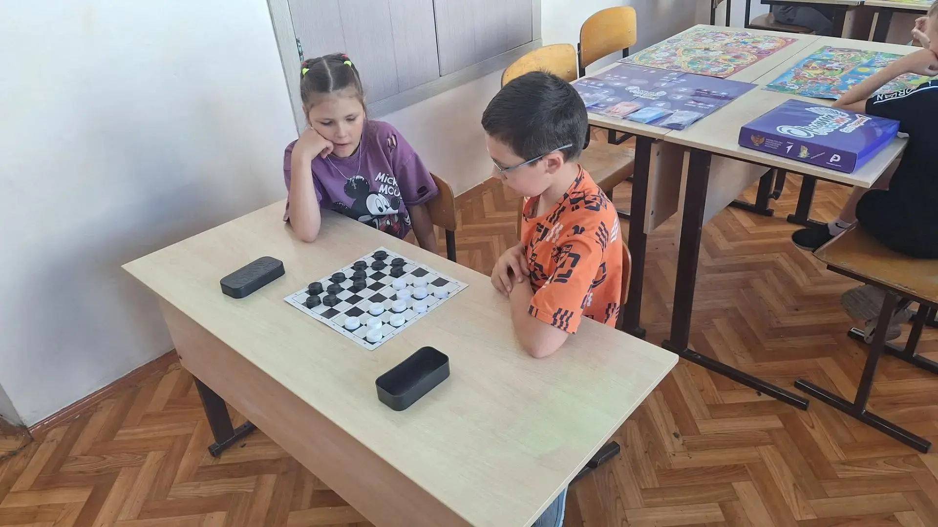 🌼 День настольных игр в лагере «Одуванчик»: веселье, стратегия и море улыбок! 🌼

Сегодня в нашем п