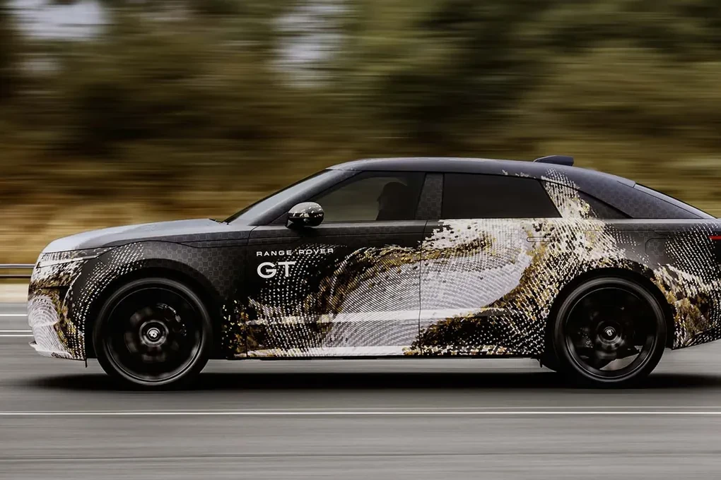 Range Rover создает первый «легковой» автомобиль в истории марки

Год назад прототипы, закрытые каму