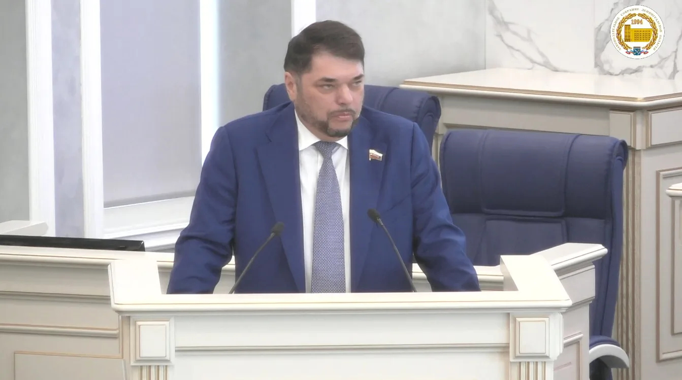 ☑️ Депутаты Заксобрания Ленобласти вновь доверили Дмитрию Василенко представлять регион...