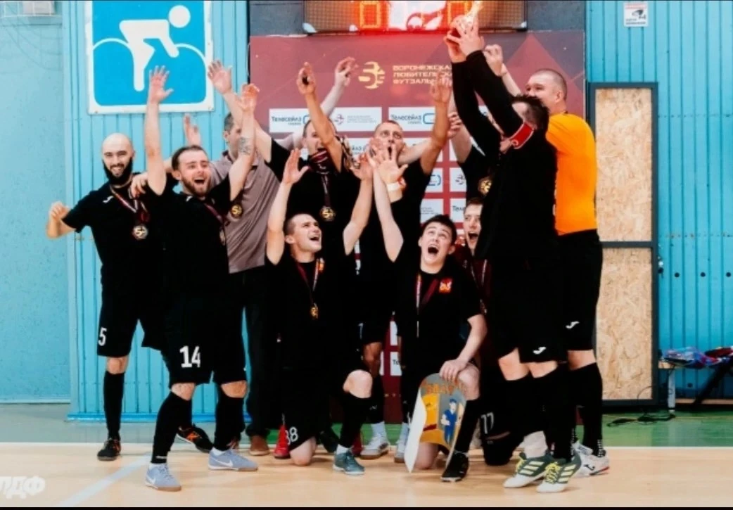 🏆Сборная медиков-футболистов ВОКБ №1 и сборная врачей Воронежа дважды за выходные одержала блистате