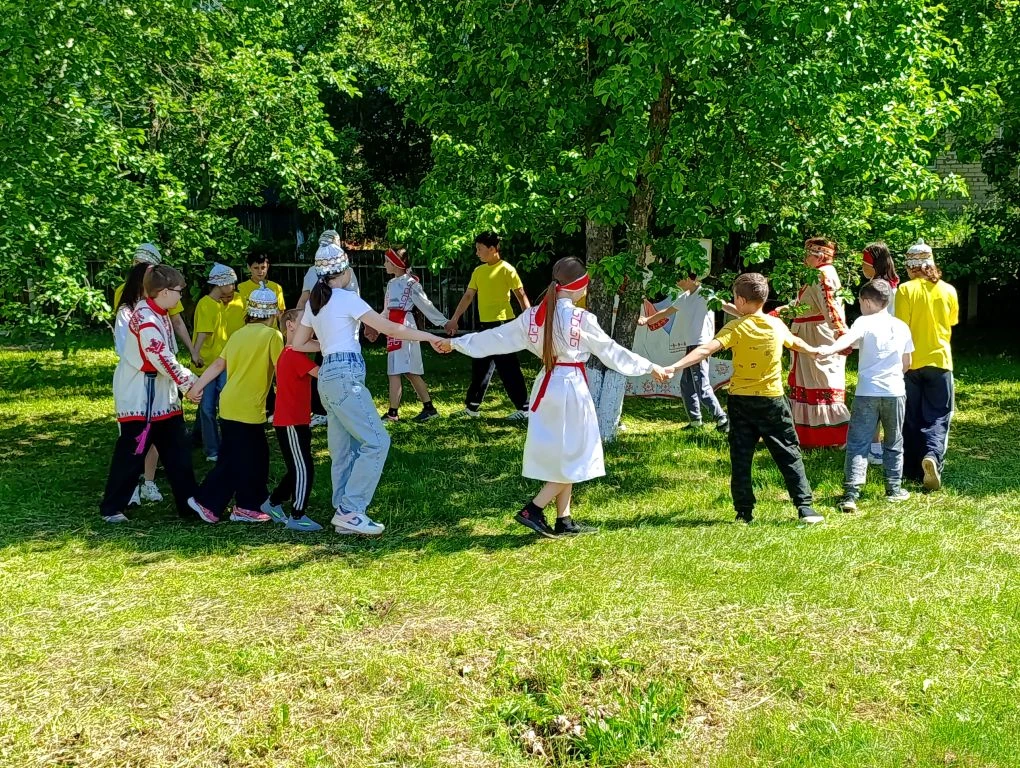 🌾 «Неделя Акатуй» в пришкольном лагере #ИшакскаяСОШ! ☀️🚜

С 1 по 7 июня наш пришкольный лагерь при