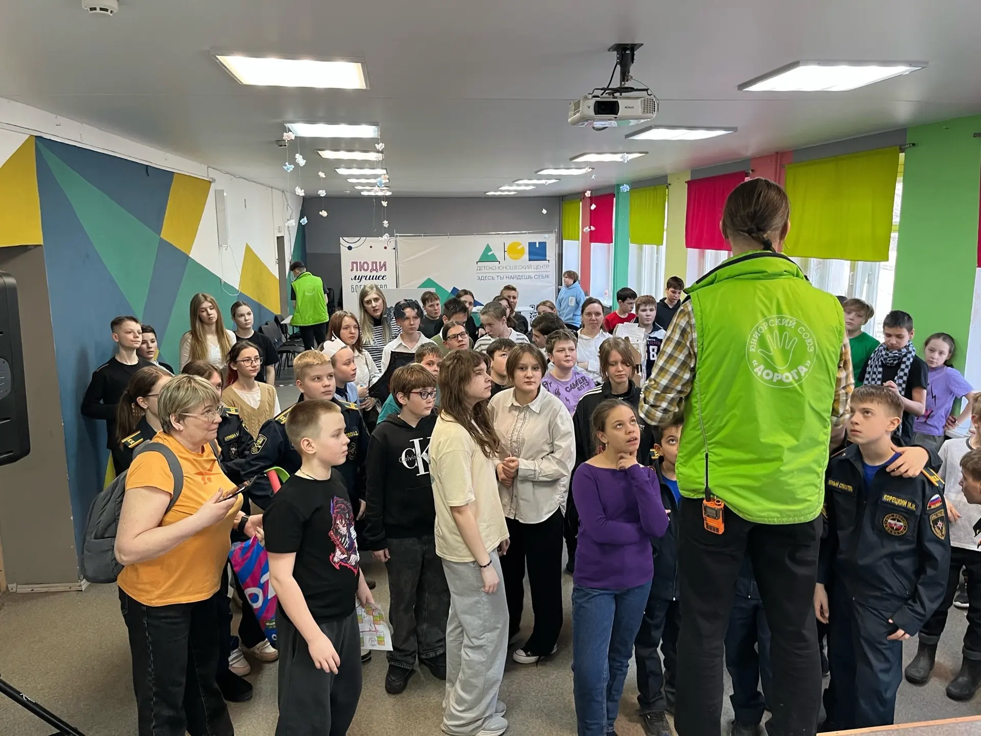 В ДЮЦ прошёл "Здоровый турнир". В нём приняли участие команды 5-7 классов школ города, ...