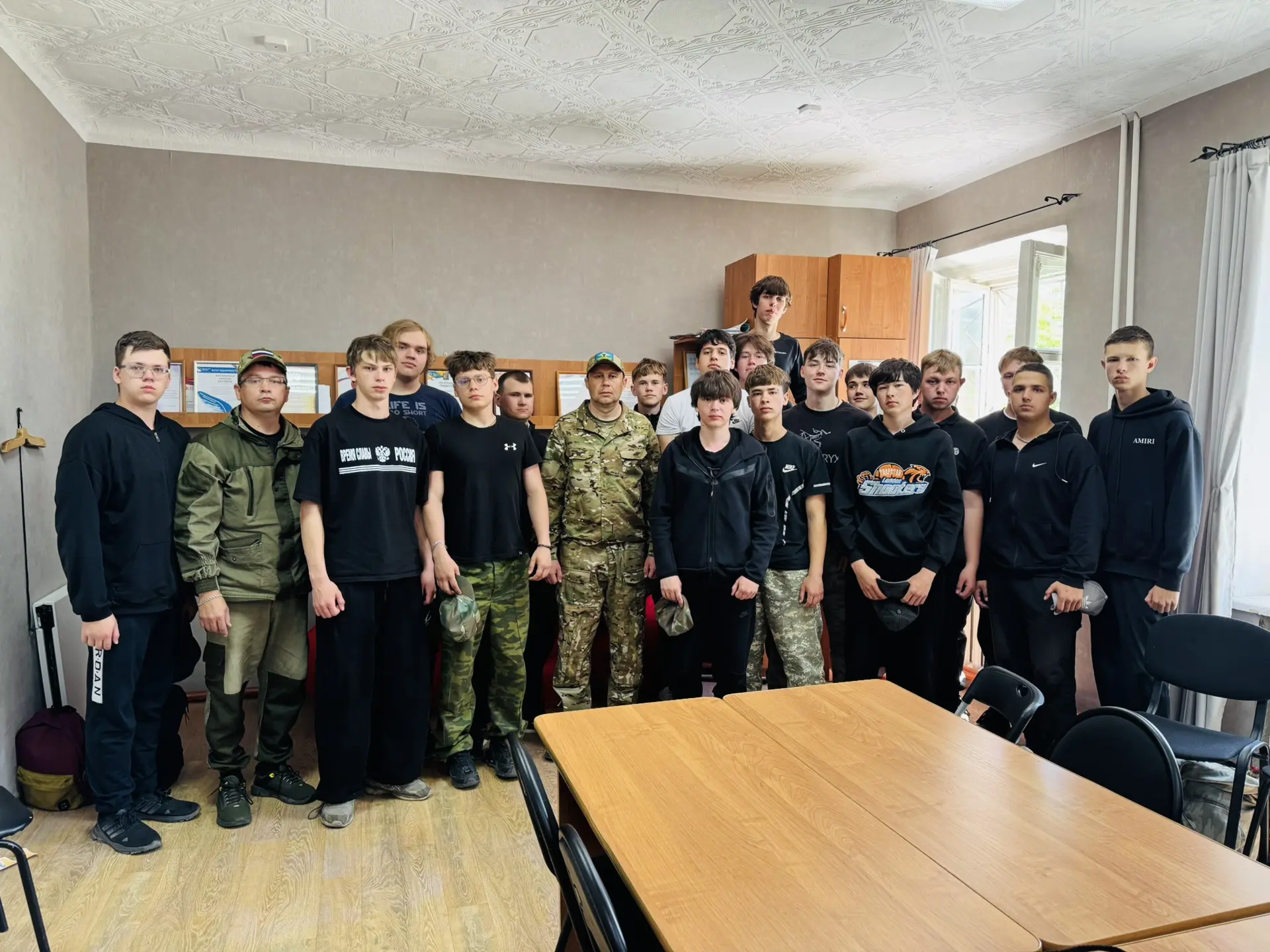 🇷🇺 Встреча с героем.
Абазинский центр детского творчества совместно с фондом «Защитники Отечества»