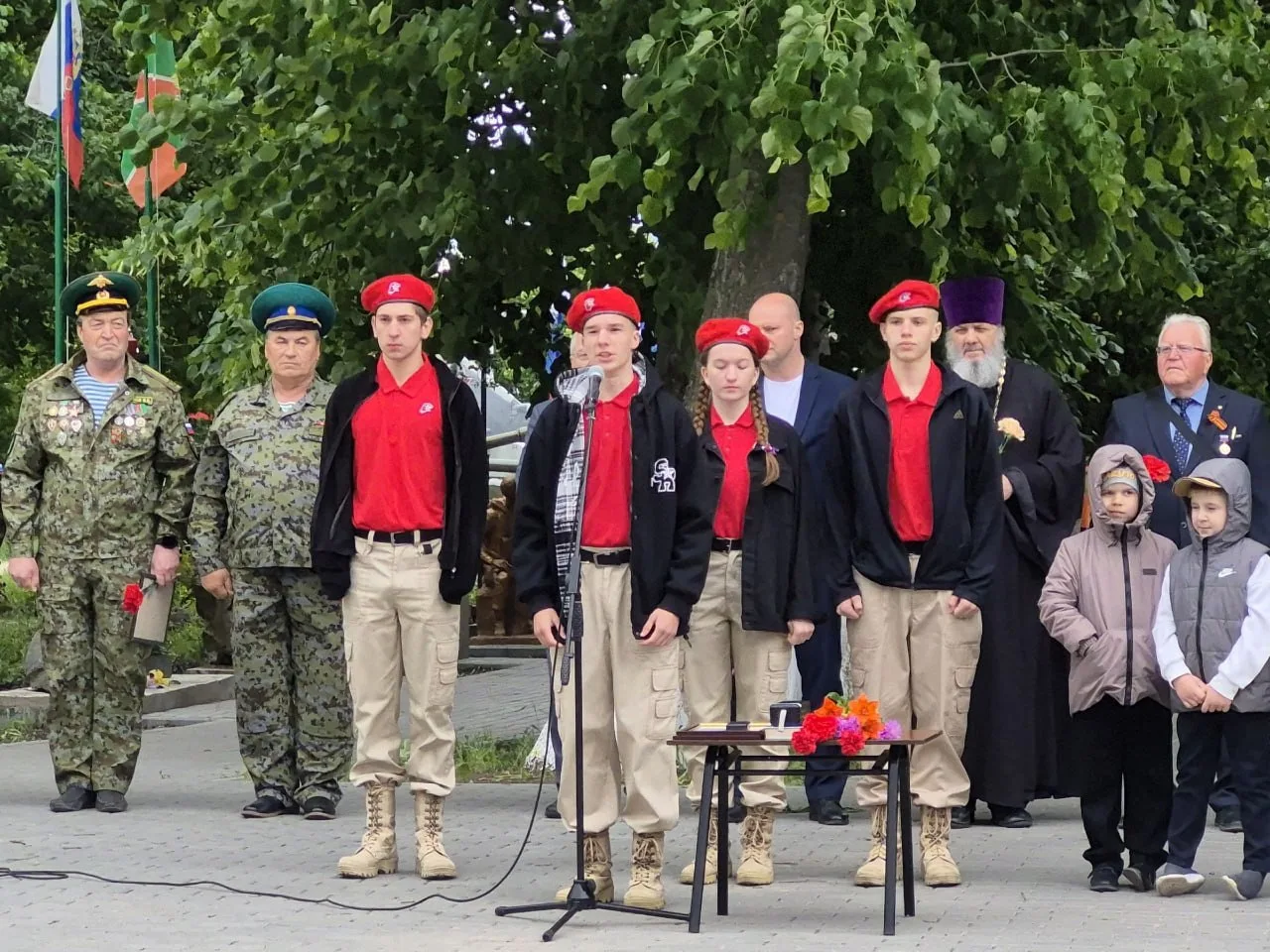 🛡 В Боброве почтили память пограничников