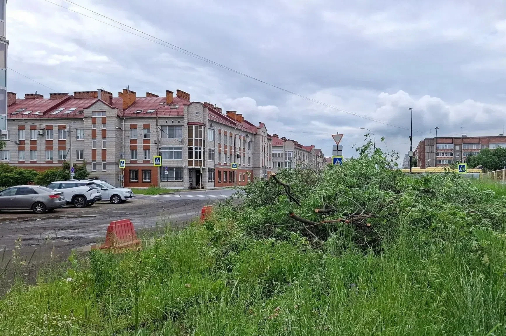 В Череповце начался капитальный ремонт улицы Любецкой.