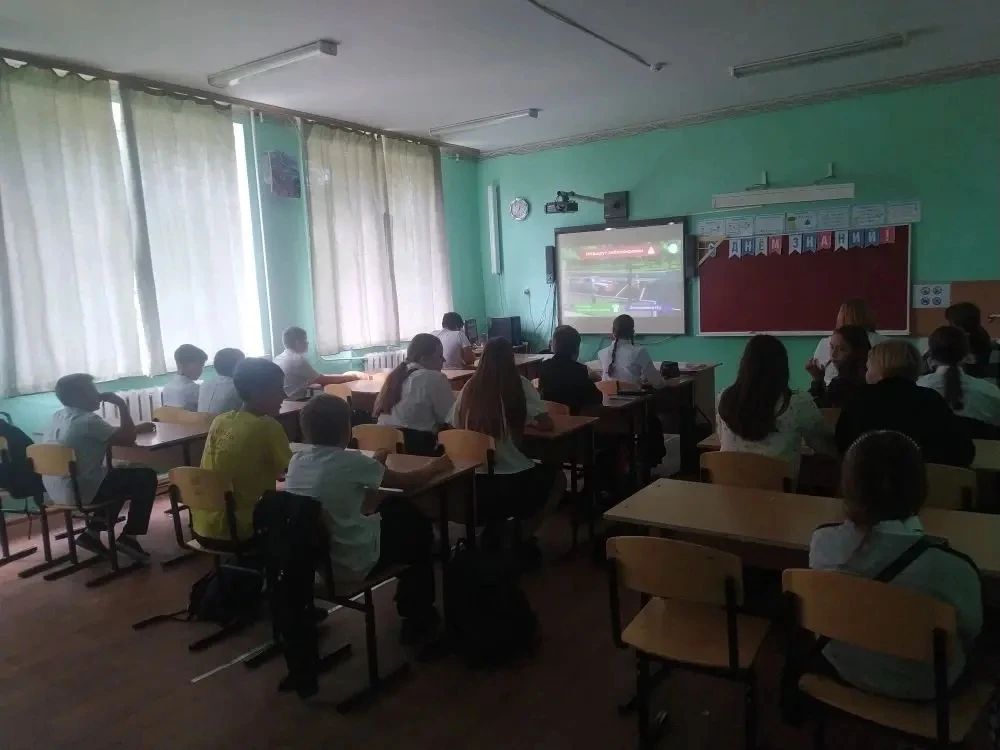 🇷🇺 СТАРТ ПОЛОЖЕН! ПЕРВОЕ ЗАНЯТИЕ «РОССИЯ — МОИ ГОРИЗОНТЫ» 🚀