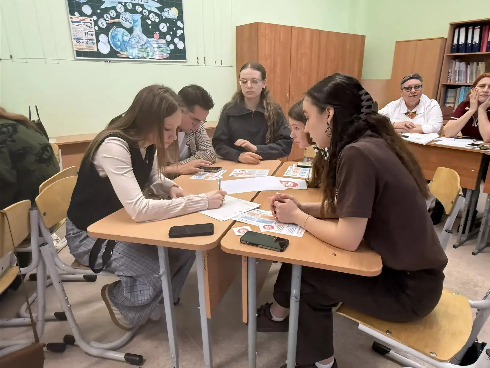«Квиз, Плиз!» для молодых педагогов: игра как инструмент профессионального роста. В современном обра