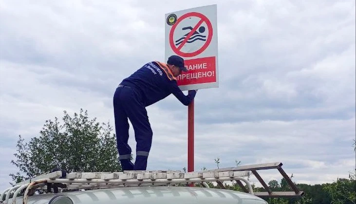 В Липецке закрыли пляж на Соколе, пробы воды в реке не соответствует санитарным нормам. Ранее запрет