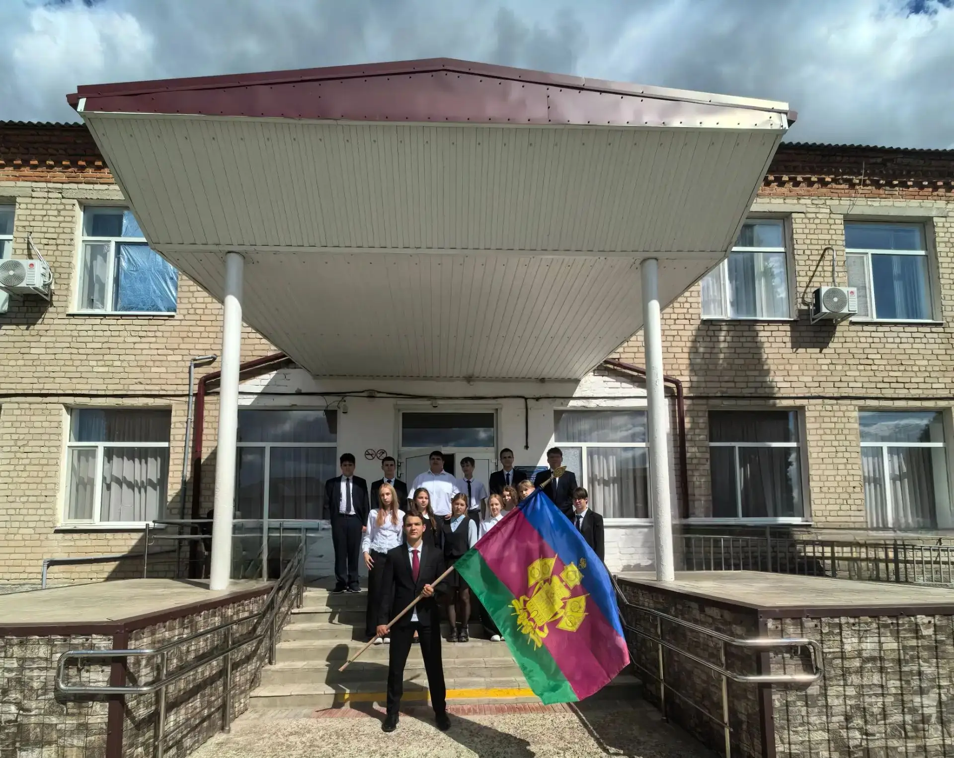 💫В преддверии празднования Дня образования Краснодарского края, обучающиеся 9 "А" клас...