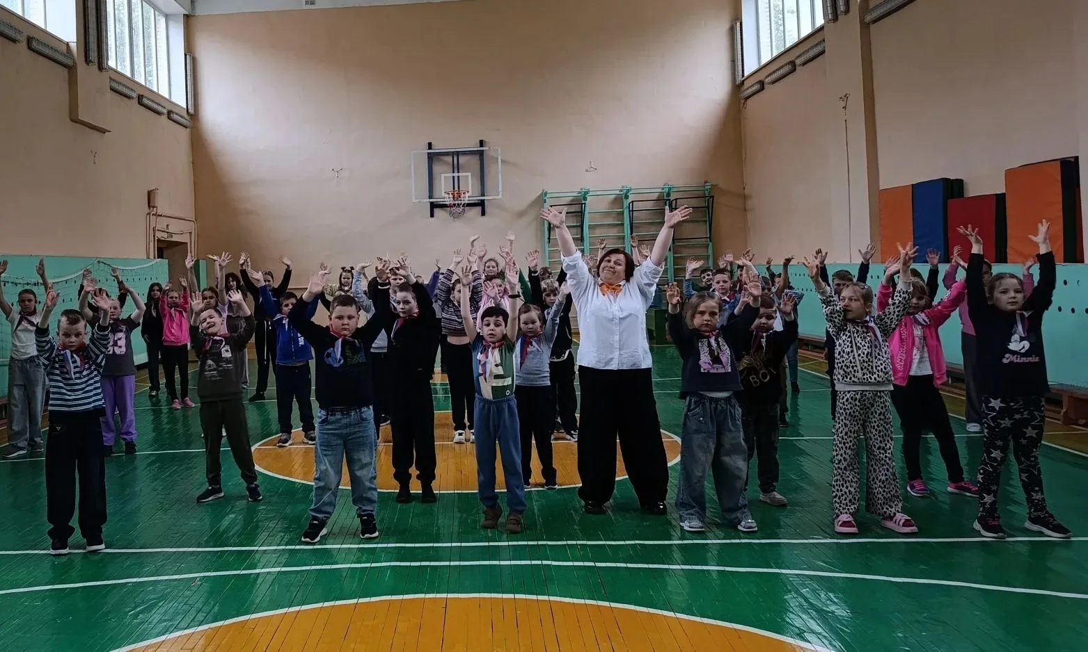 Краски детства и ритмы лета: как мы встретили 1 июня в школьном лагере ☀️💃🎨