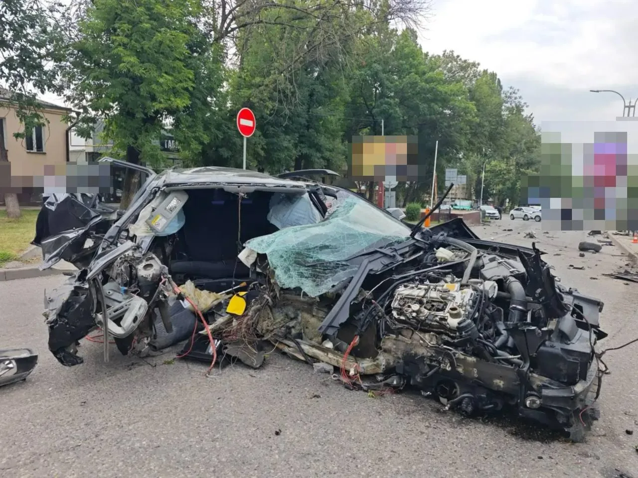 ⚡ Момент серьезной аварии в Пятигорске попал на камеры

Камеры на Калинина зафиксировали, как BMW на