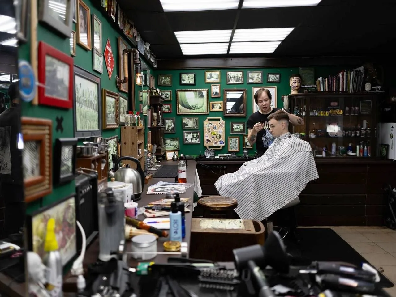 Это не просто барбершоп 🍔  Bear’s Beard BarberShop в Петербурге уже 12 лет ломает привычные представ