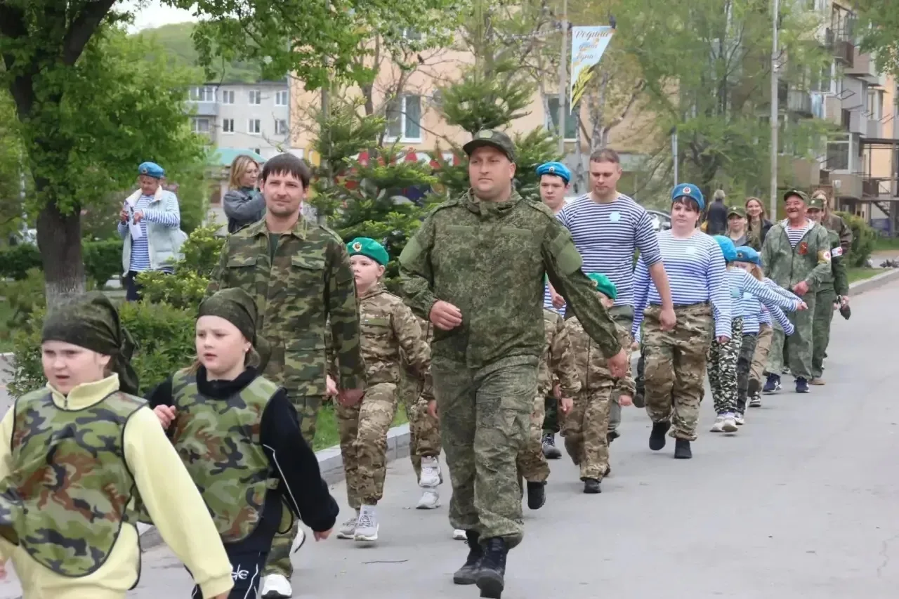 🚀 НАШИ ГИМНАЗИСТЫ В ЦЕНТРЕ ВАЖНЫХ СОБЫТИЙ ГОРОДА!  🤗✨ Ученик 6 "А" класса Гимназии  № 259 Галичкин А
