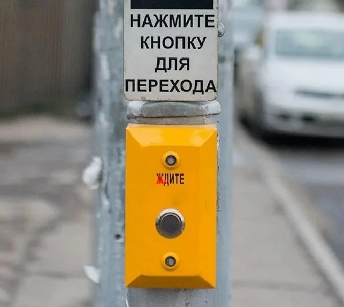 Возле общежития СГУ имени Питирима Сорокина на улице Коммунистической установят новый с...