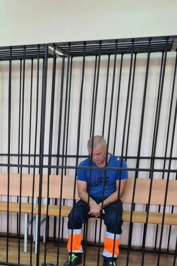 ⭕ Водитель КАМАЗа, подозреваемый в смертельном ДТП на улице Лисогорской, получил меру п...
