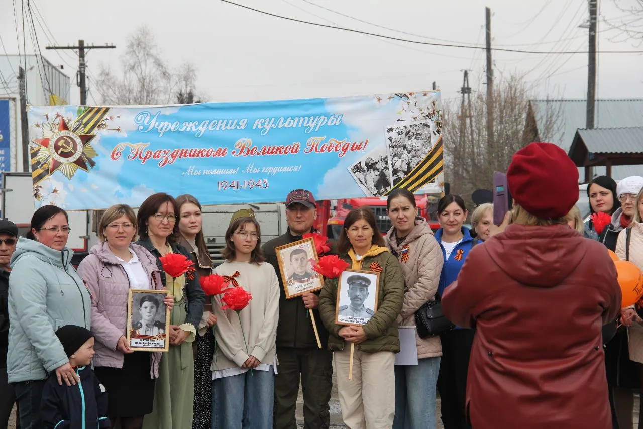 Вся Россия встречала главный праздник страны со слезами на глазах. Для нашего народа это священная д