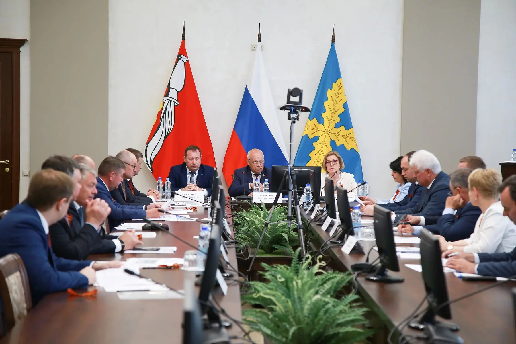 Вместе с коллегами из других муниципалитетов принял участие в выездном заседании депута...