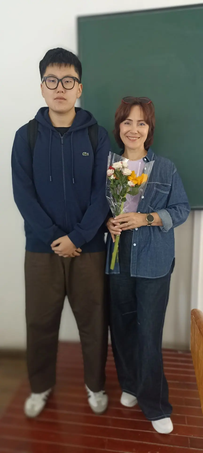10 сентября в Китае - день преподавателя и учителя 💫! Студент 4 курса Антон подарил ми...