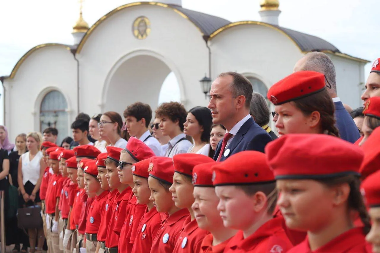 🌟Юнармия отмечает свое 10-летие: Десятилетие патриотизма, закалки и верности!
