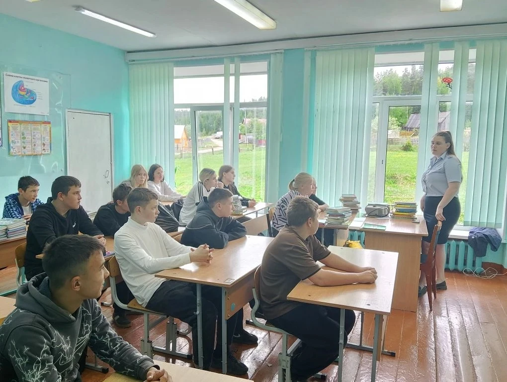 🚔 Безопасность на дорогах — забота каждого!