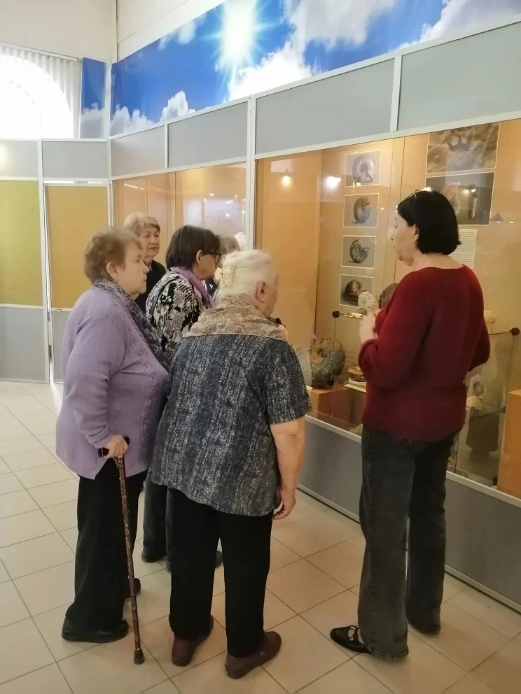 Для получателей социальных услуг организована запоминающаяся поездка в краеведческий музей