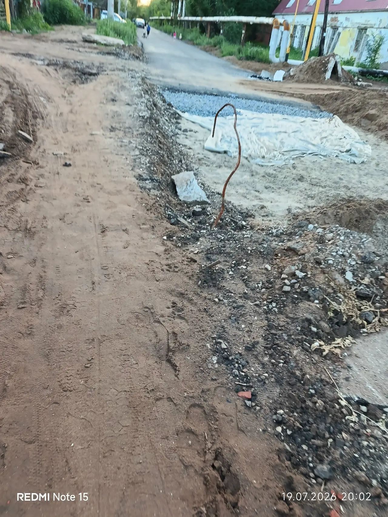 Жители поселка Водники живут в грязи и бардаке, который развели при строительстве ливневки

Почему-т