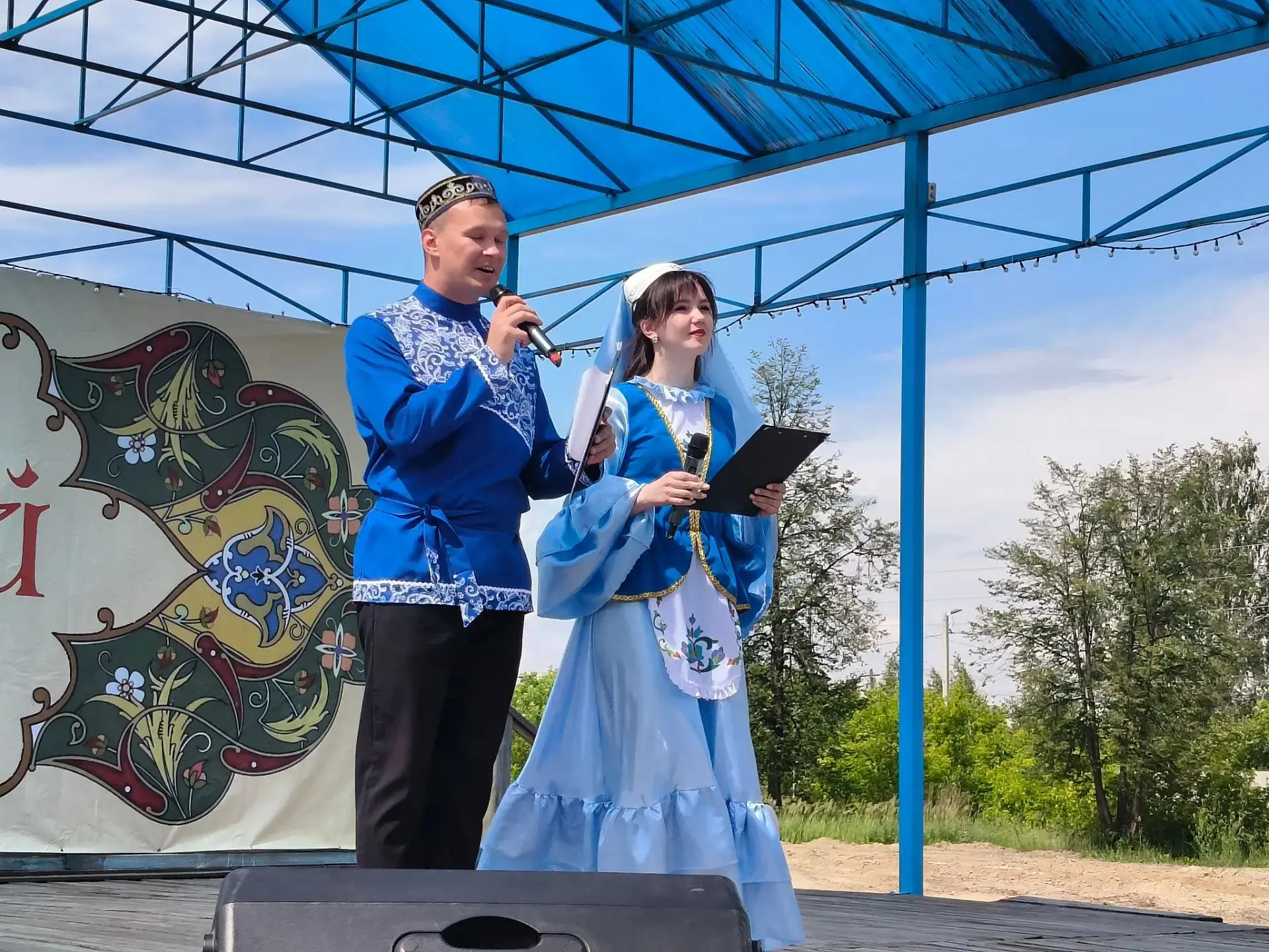 В ТАВДЕ ОТПРАЗДНОВАЛИ САБАНТУЙ

Сегодня в городском парке культуры и отдыха было шумно и весело. Там