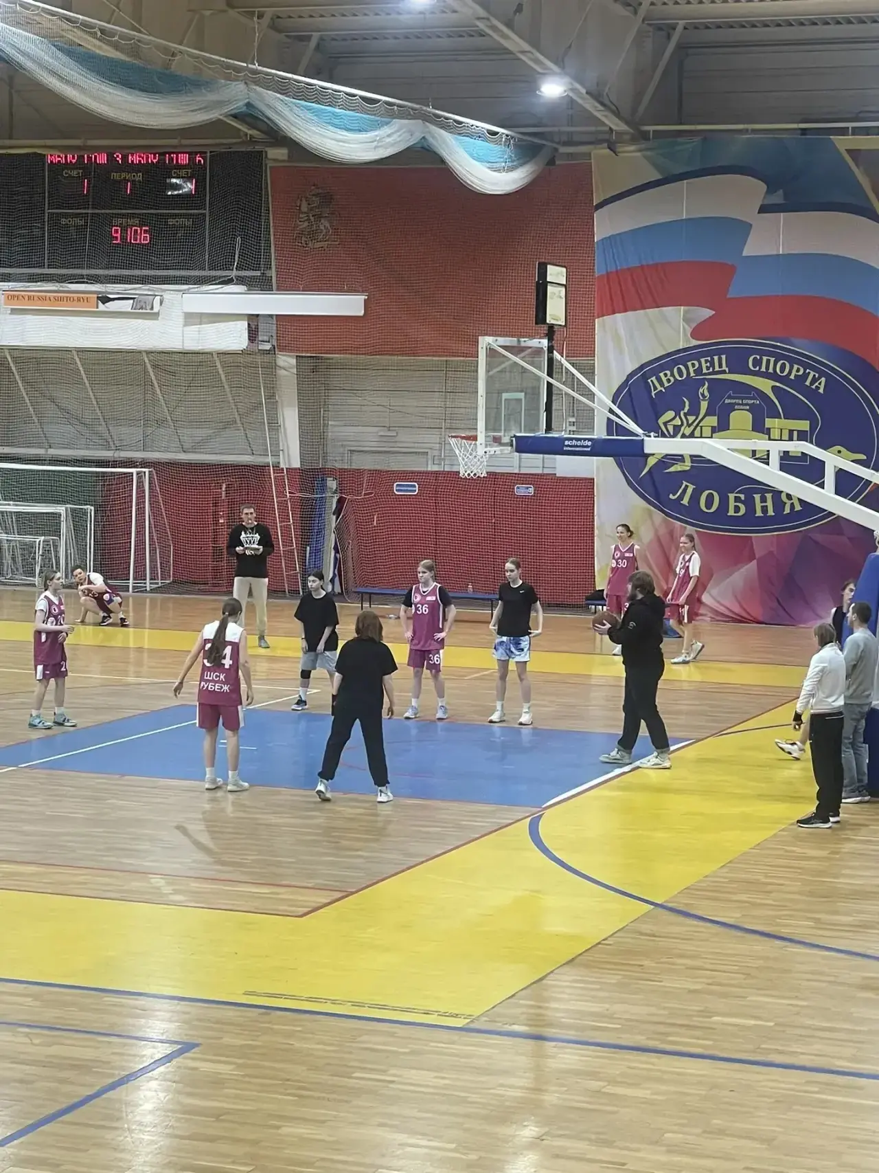 Мы – чемпионы! 🏆  Сегодня в Лобненской Школьной Лиге прошел финал по баскетболу среди девушек, и наш