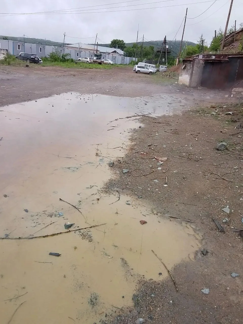 ❗ Вода из законсервированных шахт разлилась в Вершино-Дарасунском — раньше там обвалива...