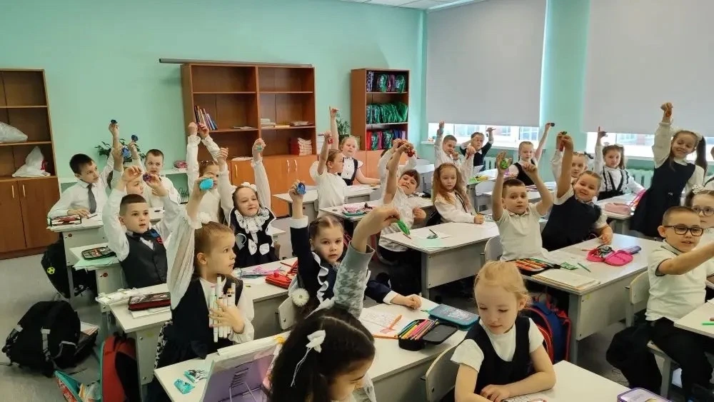 Подводим недели космоса!  🚀 В ЦО №17 имени А.А. Герасимова прошли увлекательные мероприятия, посвящё