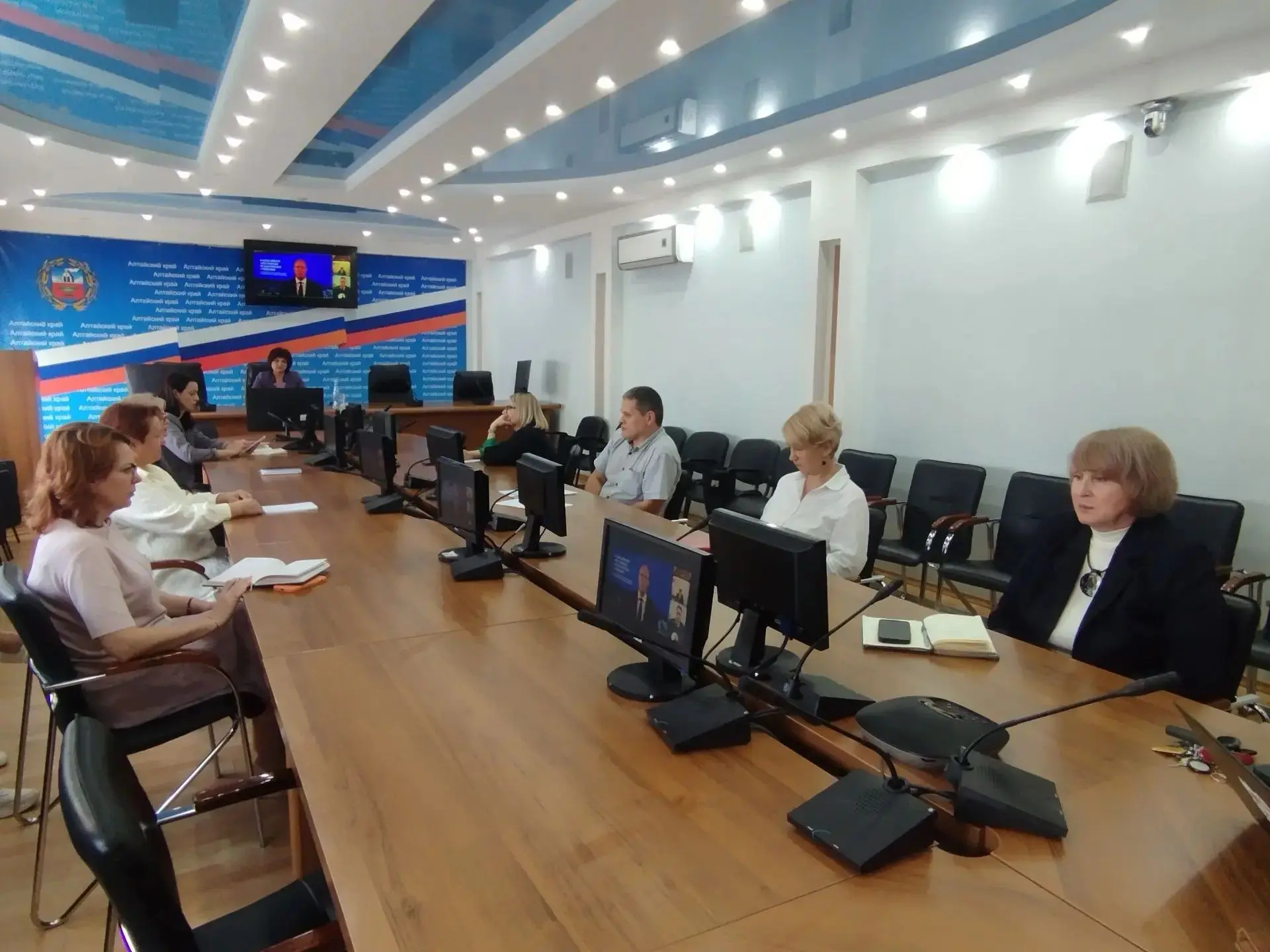 Дмитрий Чернышенко: В новом учебном году более 38 тыс. школ открывают свои двери для 18...