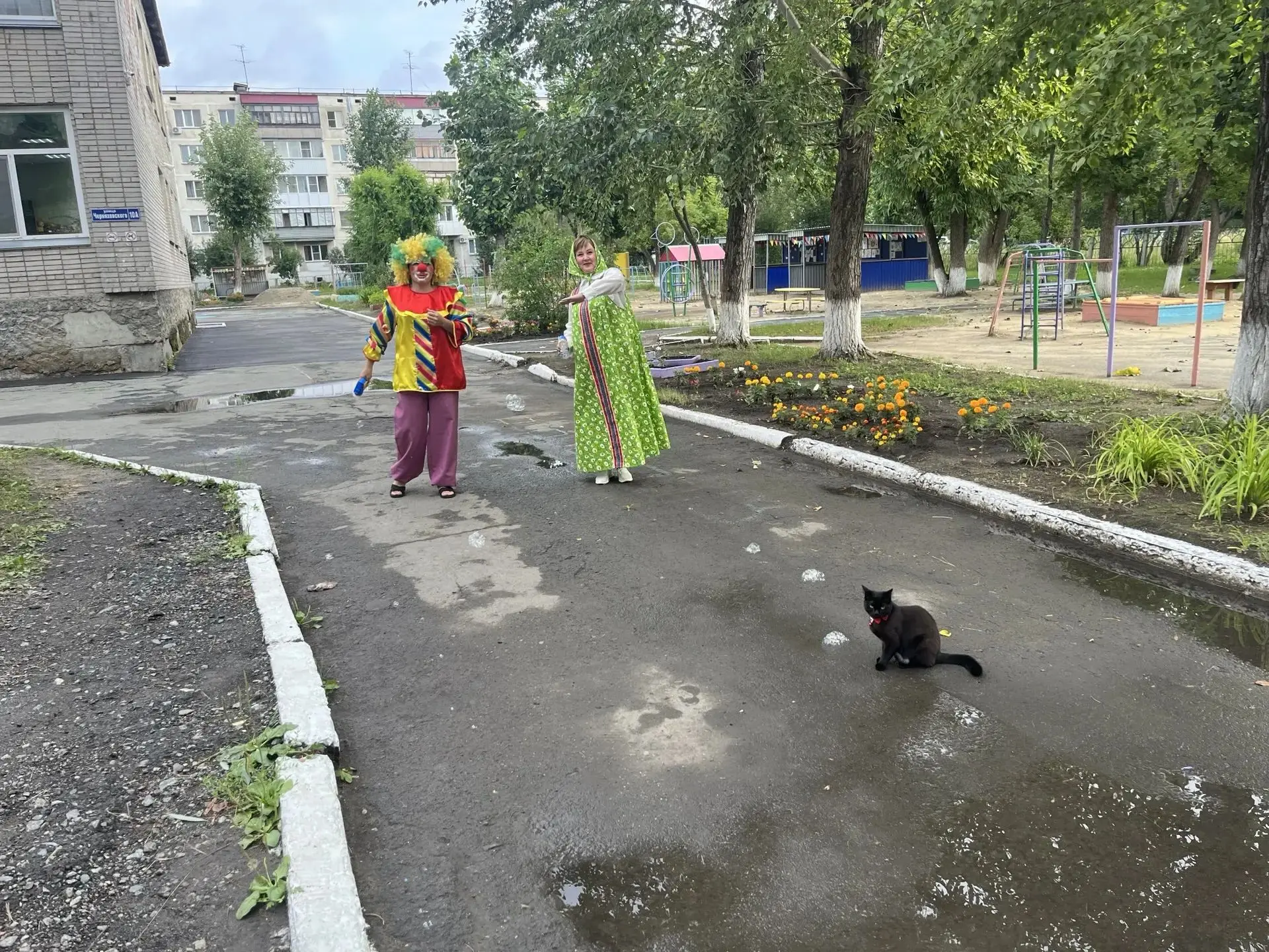 Ура, мы снова вместе!                                                             Вчера наш детский 