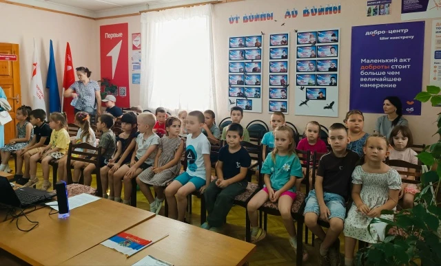 Жирновский районный краеведческий музей распахнул свои двери для ребят пришкольного лаг...