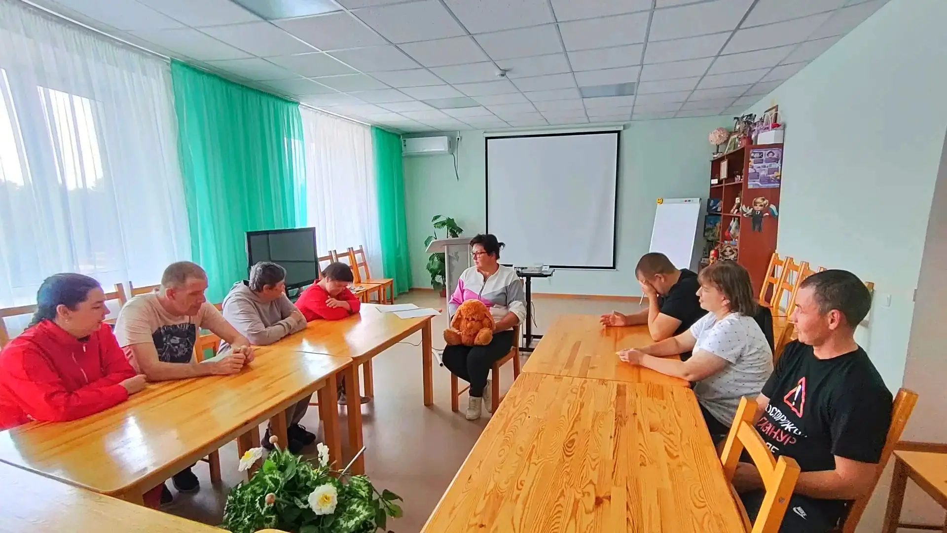 В отделении социальной помощи семье и детям Комплексного центра социального обслуживани...