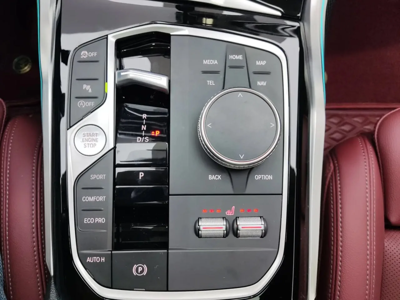🇩🇪BMW 3 Series 320i M sports suit из Китая!  • дата выпуска 2023/06 • 2 л. бензин/ 156 л.с • пробег 