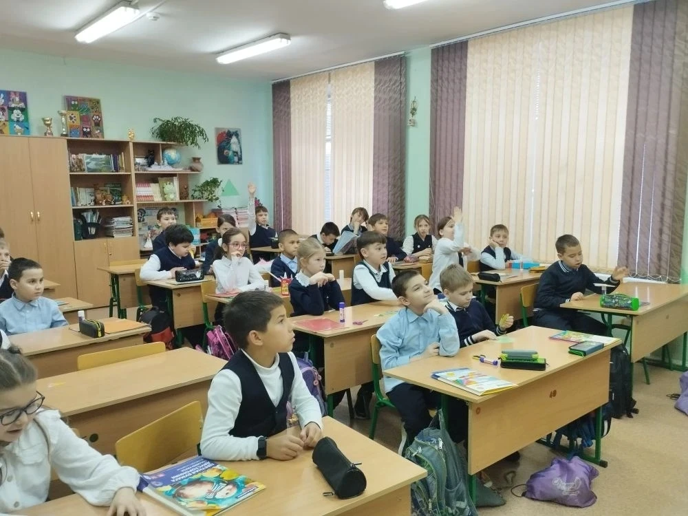 Мозаика зимних чудес    16 января 2026 года в Центре образования №69 состоялось внеурочное занятие д
