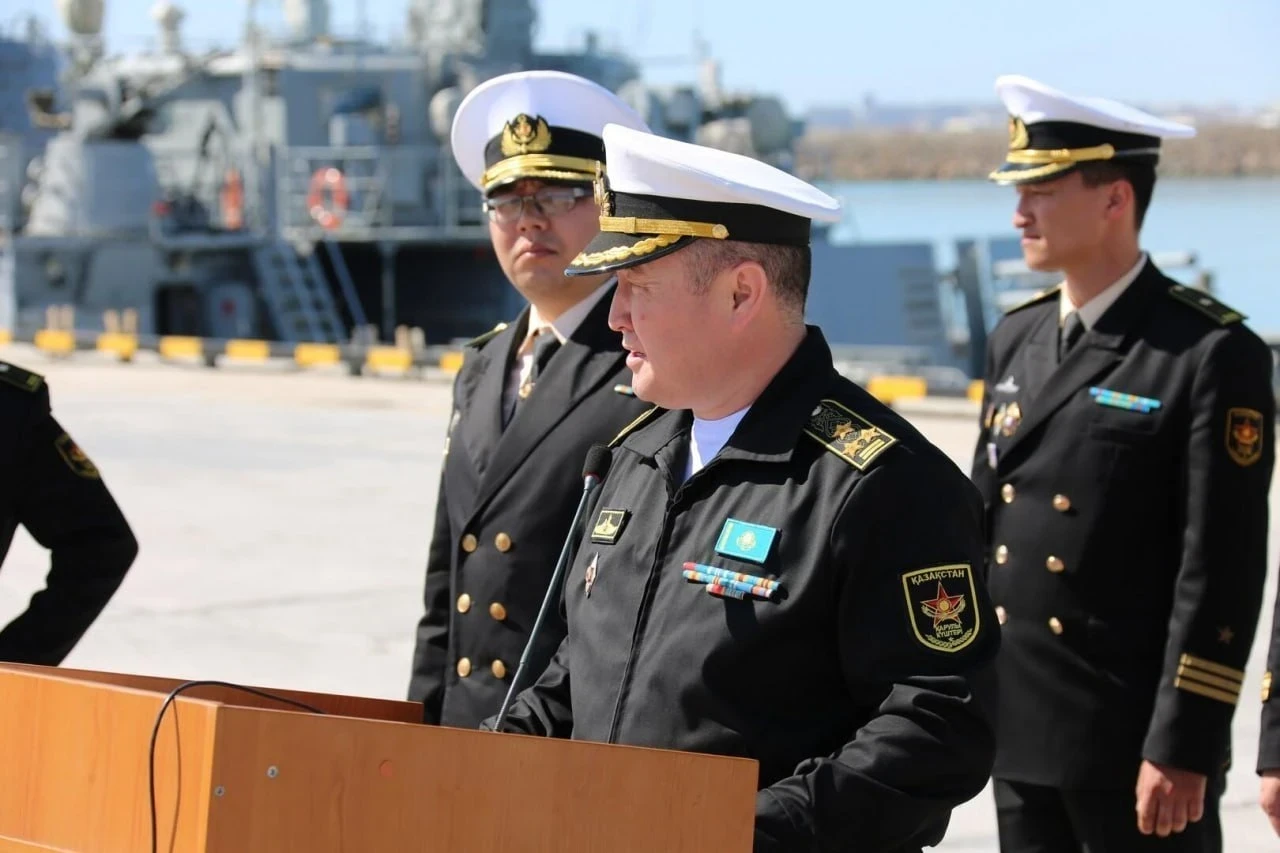🇰🇿 Задержан экс-главком ВМС Казахстана Канат Ниязбеков в связи с трагедией на учениях...