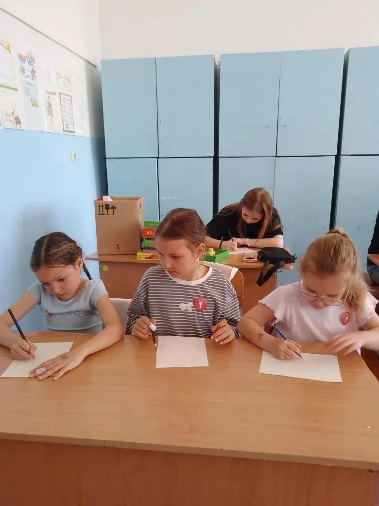 Седьмой день в "Времени Первых": Пушкинские строки и интеллектуальные баталии! 🚀
Сегодняшний день в