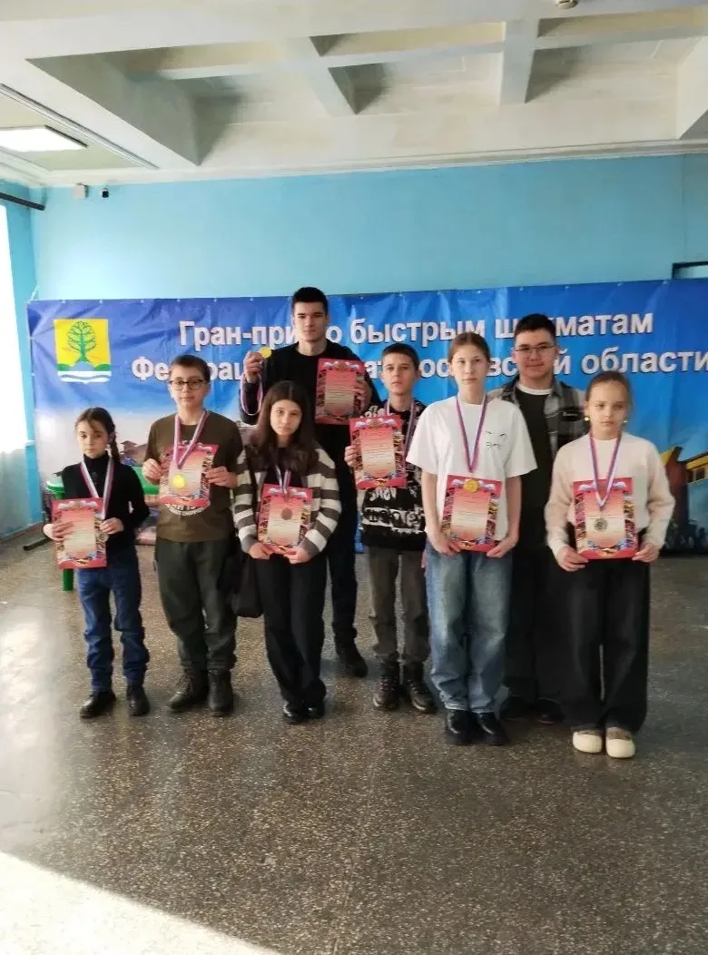 🌟В Красном Сулине прошёл первый этап Гран-при по быстрым шахматам♟️ среди учащихся Рос...