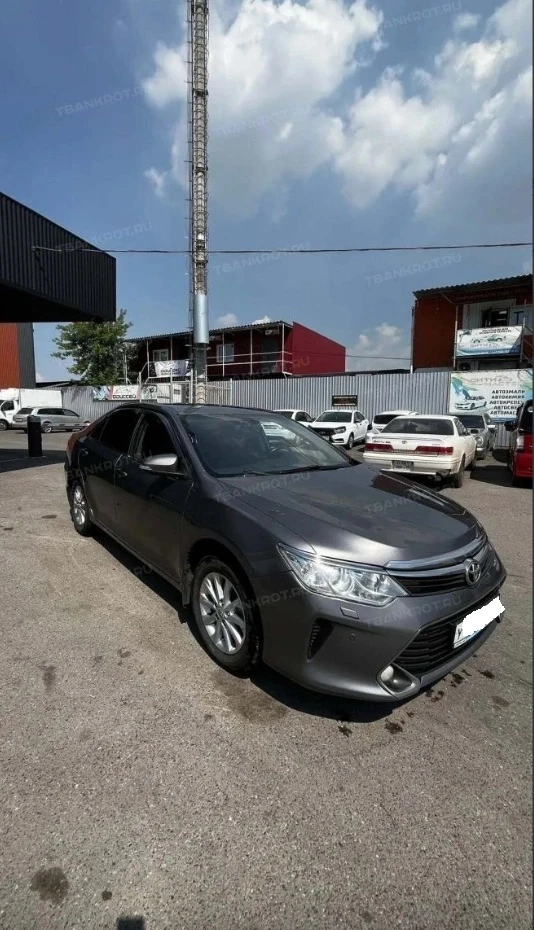🚘 Toyota Camry 2015: ловим скидку 800 000+ ₽!