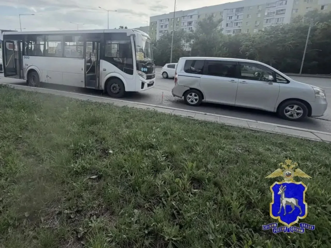 ⚠️ В Самаре пассажирка автобуса пострадала в ДТП с легковым автомобилем

Сотрудники Госавтоинспекции